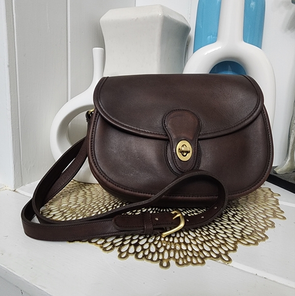 Coach Handbags - Vintage Coach Prairie Bag 9954